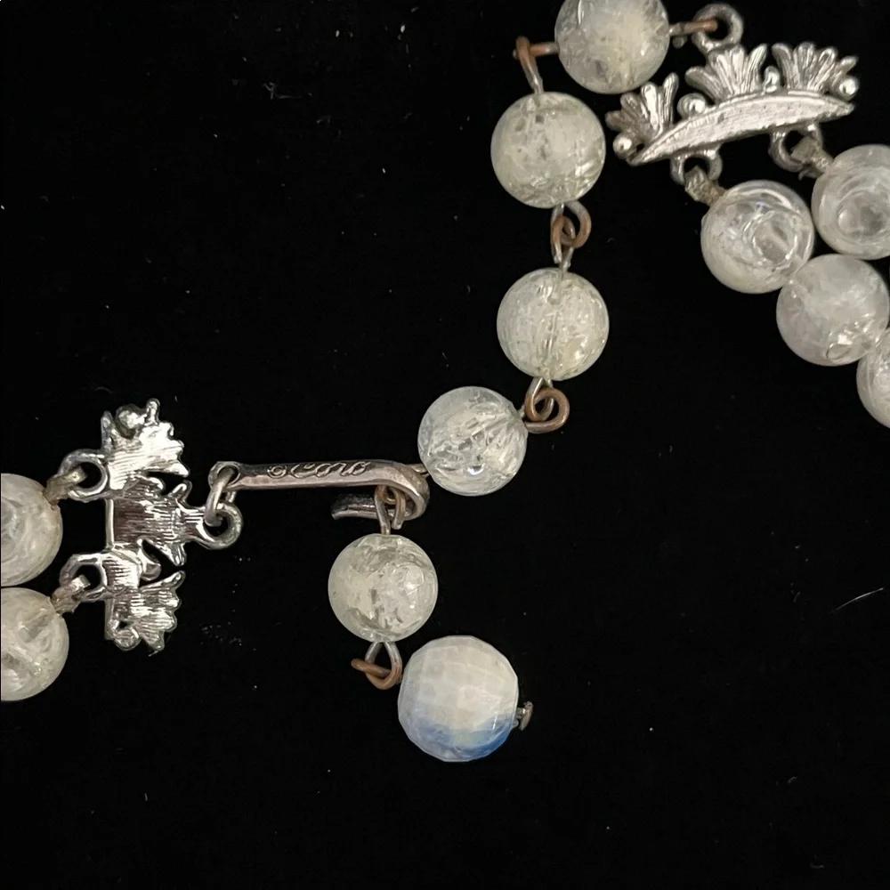 1613 Coro White and Blue Faceted Lucite Beaded Necklace - Picture 4 of 4